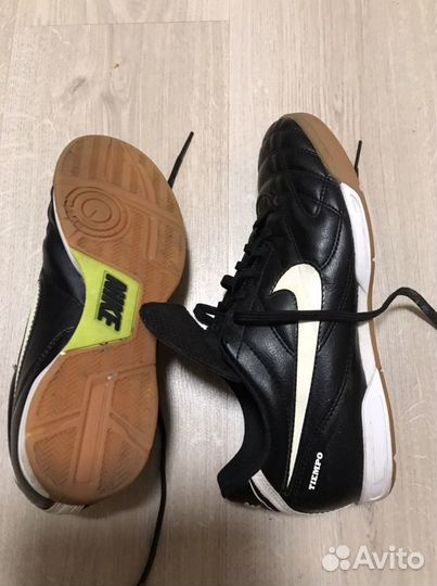 Футзалки Nike Tiempo Natural III IC EU40,5