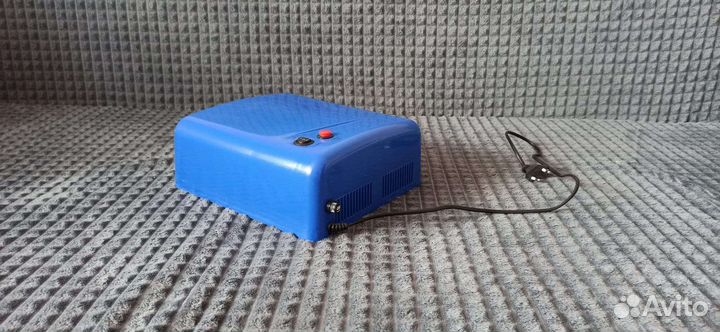 Лампа для ногтей