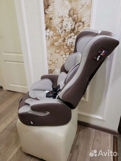 Новое детское автокресло бустер 9-36 кг