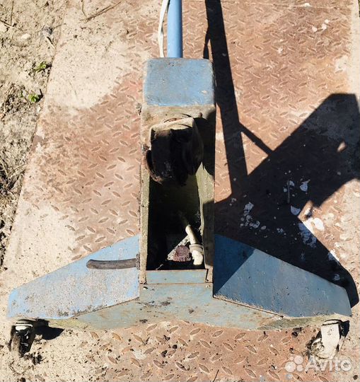 Стойка-лампа