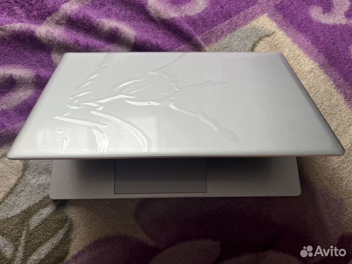 Ноутбук intel