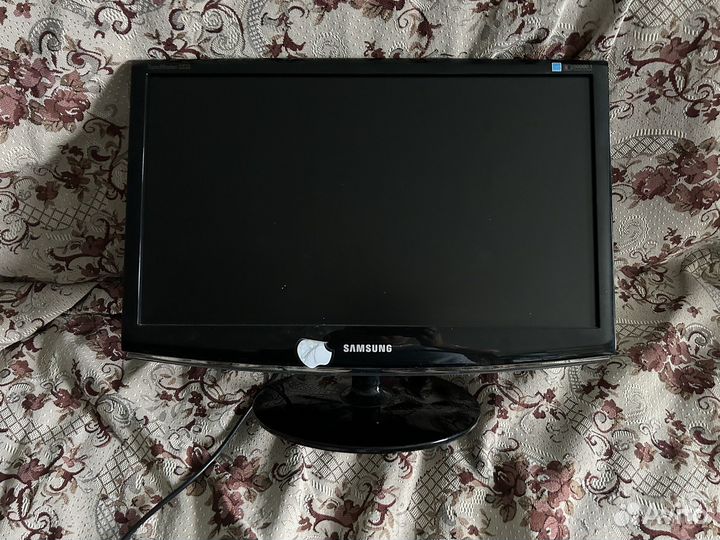 Монитор samsung 2233 Sn