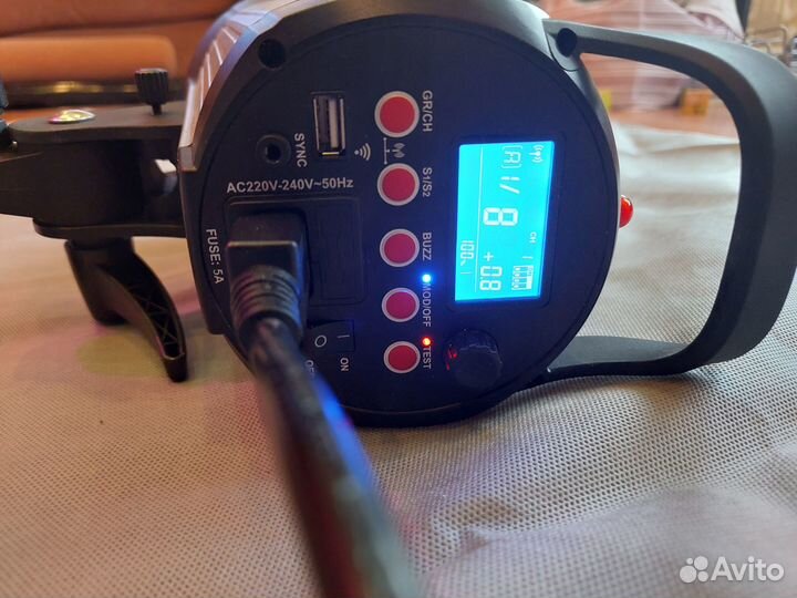 Вспышка Falcon Eyes Ultima II SL-300 BW студийная