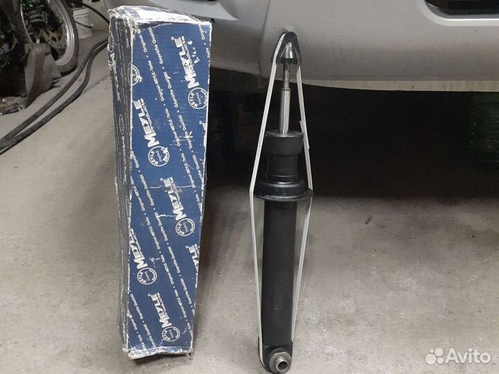 Задний амортизатор бмв 5 е39
