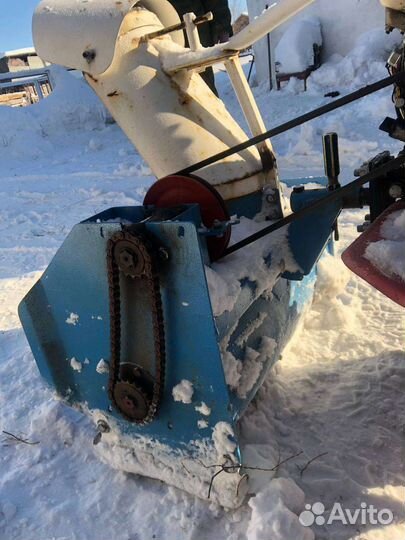 Навесной снегоуборщик