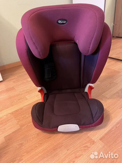 Автомобильное кресло britax romer