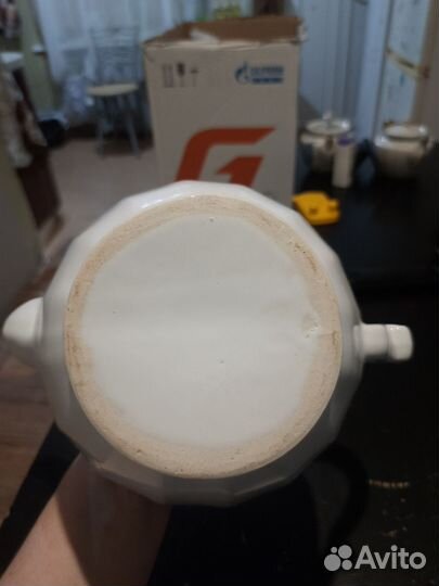 Фарфоровый чайник 3л