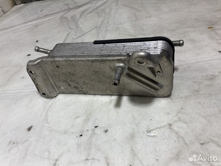 Радиатор топливный мерседес 2.2,2.7,3.2