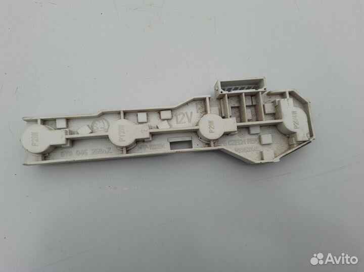 Плата заднего правого фонаря Skoda Fabia