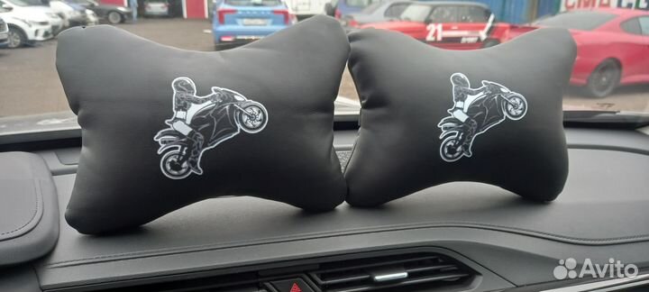 Автомобильные подушки под шею с принтом-картинкой