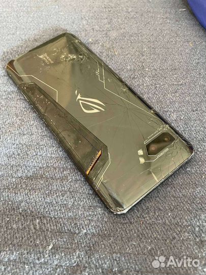 Asus rog phone 2
