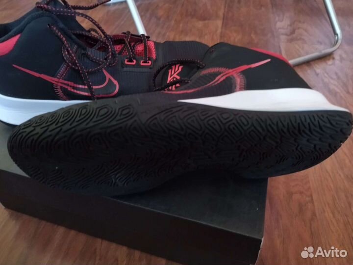 Баскетбольные кроссовки nike kyrie