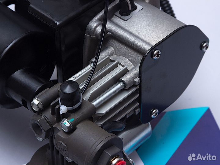 Компрессор Hitachi на Land Rover Discovery 3 L319