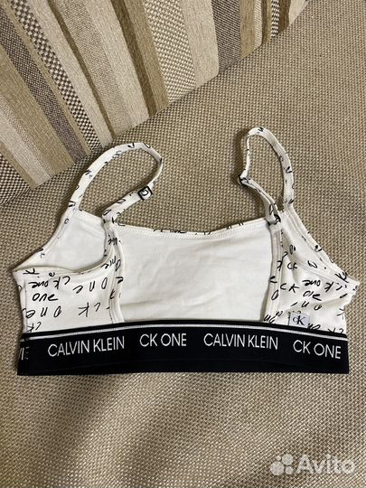 Топ Calvin Klein XS