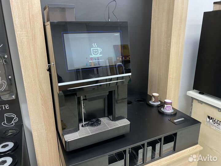 Кофеавтомат для кафе