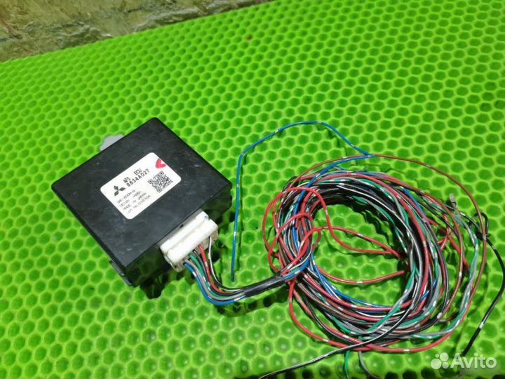 Блок управления адаптивным освещением Mitsubishi