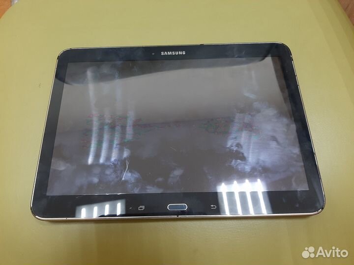 Планшет Samsung Galaxy Tab 4