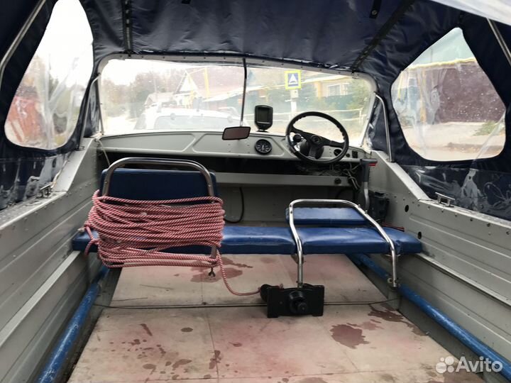 Лодка Воронеж М с мотором Yamaha 40