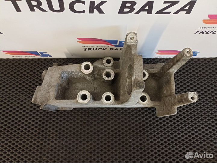 Кронштейн бампера левый Daf CF