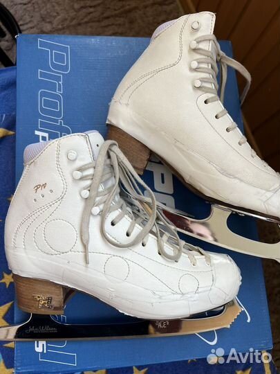 Фигурные коньки risport royal pro