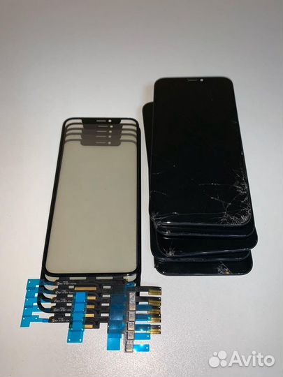 Замена стекла iPhone 11 / XS Max / XR / X / 8 / 7