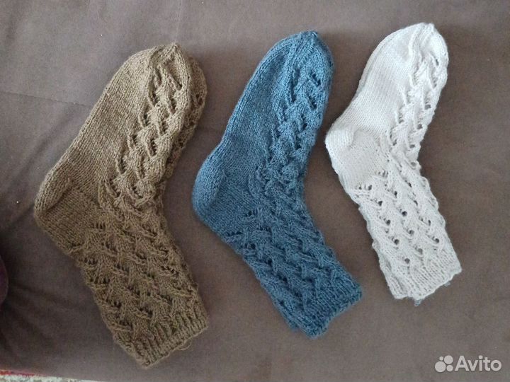 Шерстяные носки ручной вязки