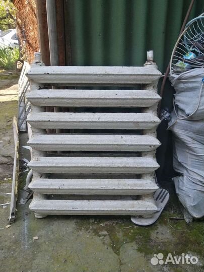 Батарея чугунная