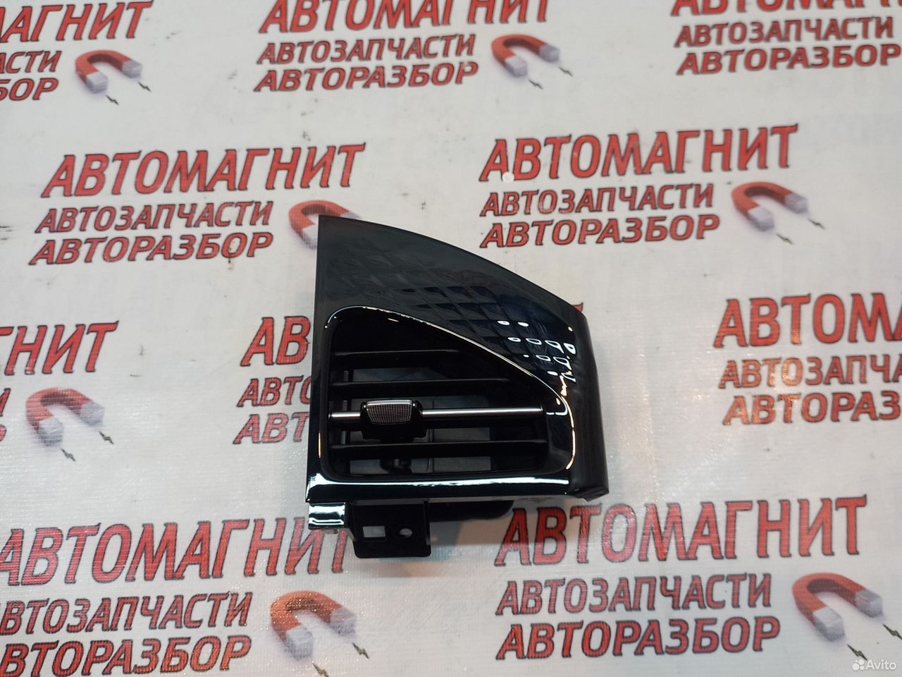 Дефлектор воздуховода левый Voyah Free Воях Фри