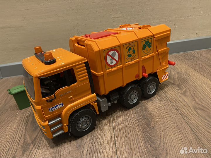 Bruder Man мусоровз