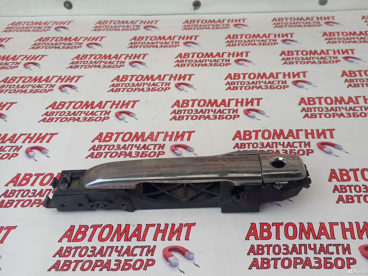 Ручка передняя левая Ниссан Алмера G15