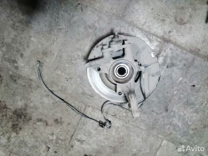 Кулак поворотный передний правый Kia Cerato 2