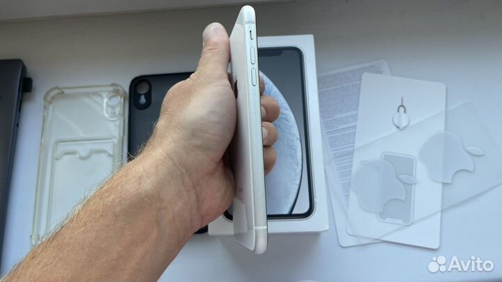 iPhone Xr, 128 ГБ