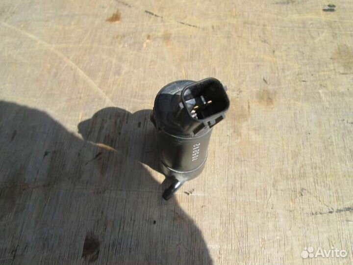 Мотор бачка омывателя Subaru Legacy BP5 EJ204