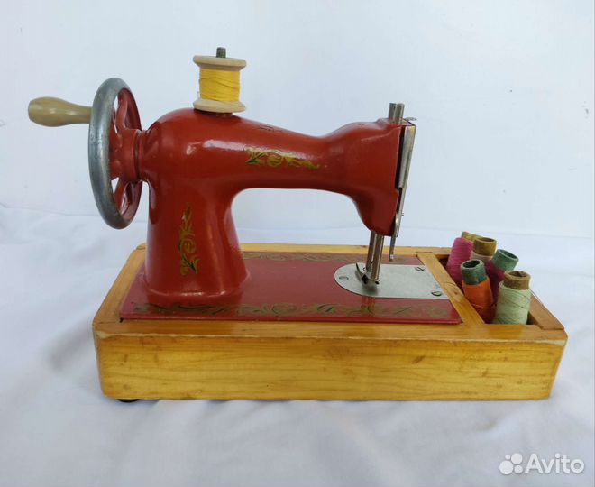 Швейная машинка СССР детская