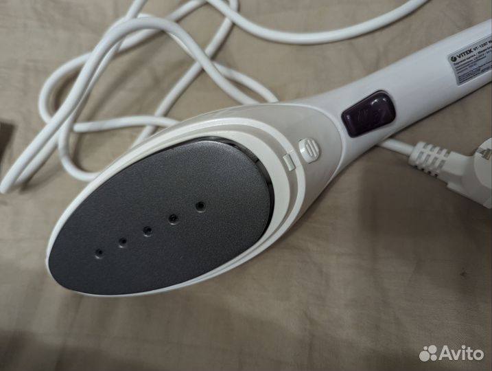 Отпариватель / Паровая щетка Vitek VT-1287 W