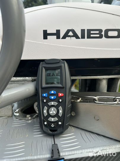 Продаётся моторная лодка Волжанка 53 Bowrider