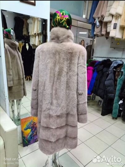 Норковая шуба 48-52. Новая. Длина 100