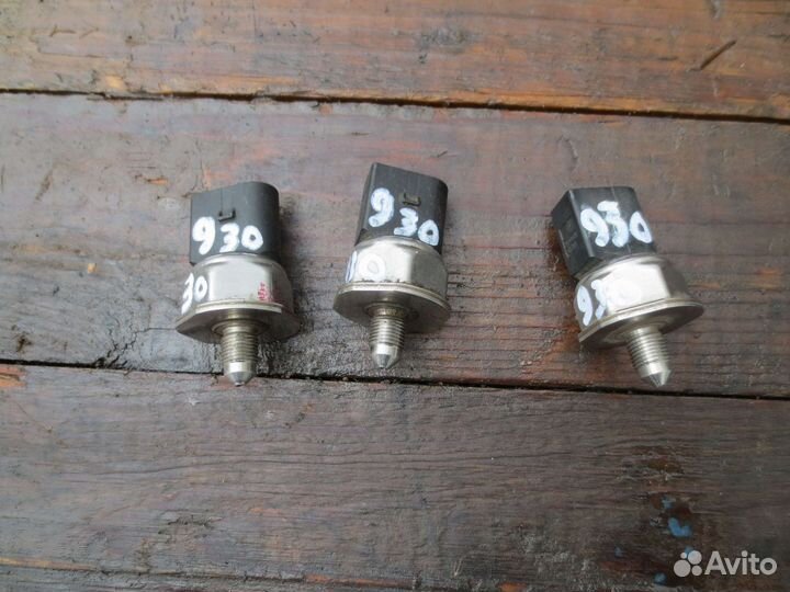 Датчик давления топлива Bmw 5 F10 2010г. 3 E90 E91