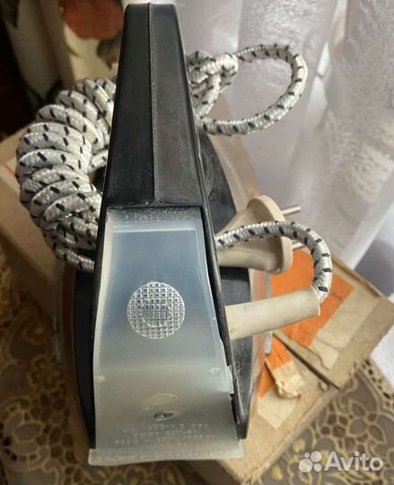 Электрический утюг новый ут-1000