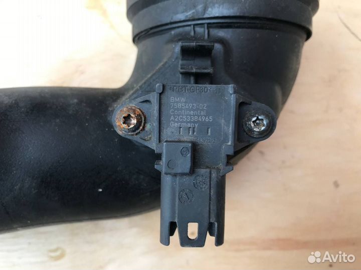 Патрубок интеркулера BMW 535 X5 X6 F10 E70 E71 N55