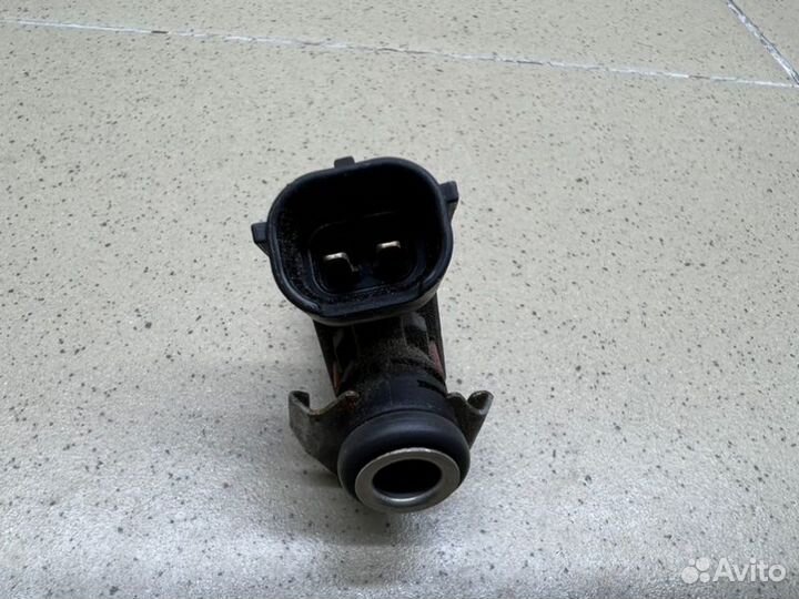 Форсунка инжекторная электрическая Skoda Fabia