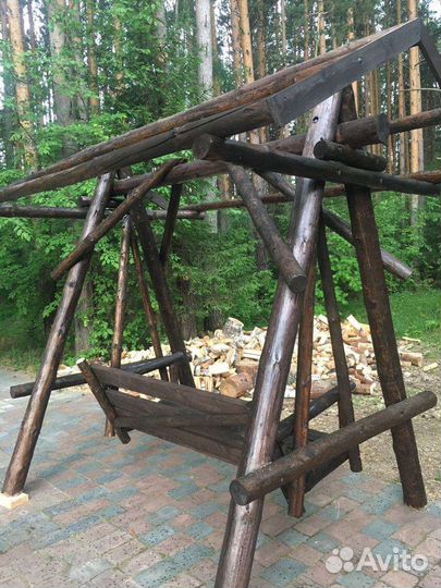 Садовые качели из дерева