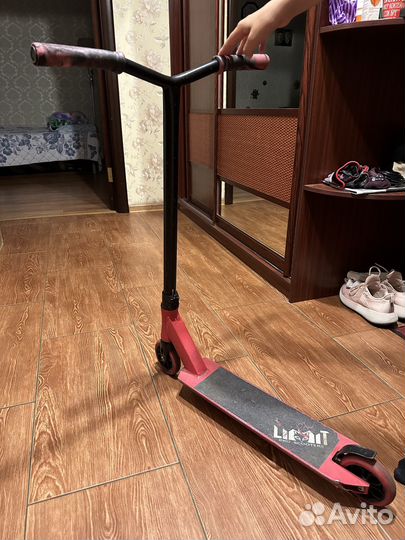 Трюковой самокат стрит