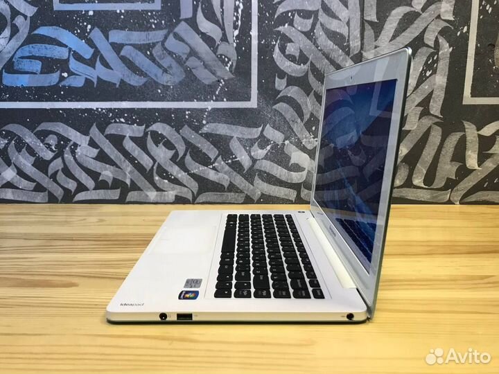 Красивый ультрабук Lenovo Intel/SSD/8Gb