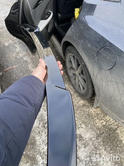 Спойлер Дактейл Uni-V