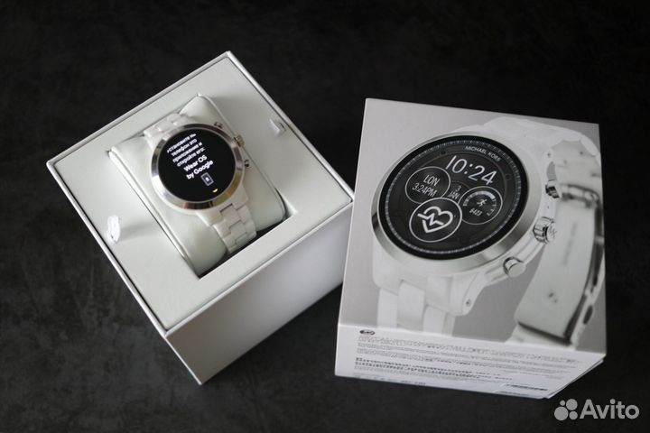 Michael Kors умные часы