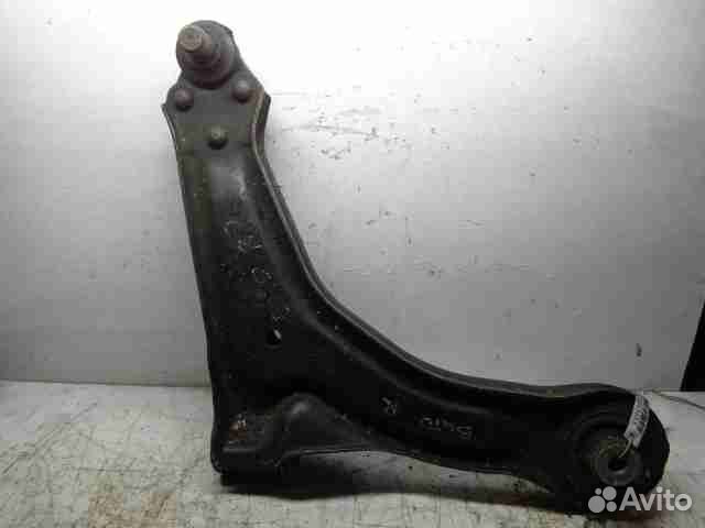 Рычаг передний правый нижний Mercedes Vito (Viano)