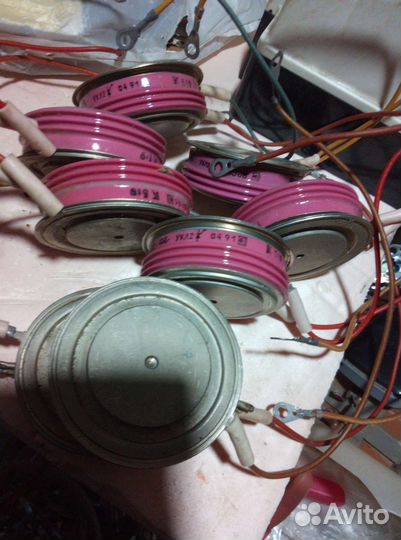 Силовые диоды В-200, тиристоры Т-153, Т-143