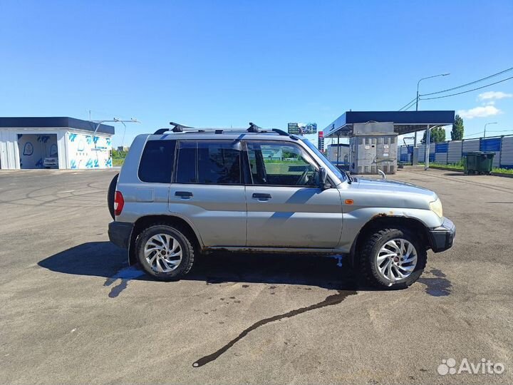 Mitsubishi Pajero iO 1.8 AT, 1999, 370 000 км