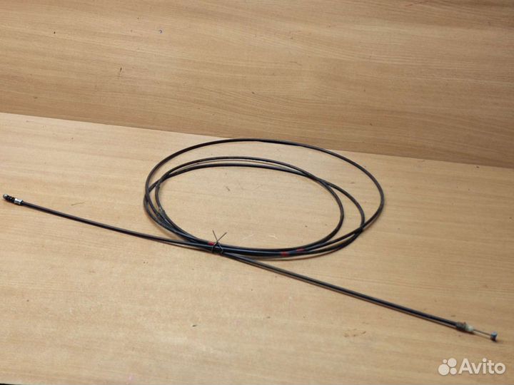 Тросик крышки багажника, Mazda 626 GD